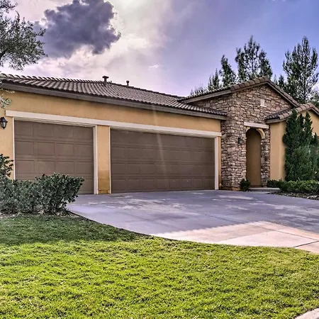 Single-Story San Bernardino Home With Valley Views!